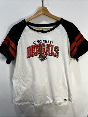 47 Brand Cincinnati Bengals White Tee with Black Logo Tag